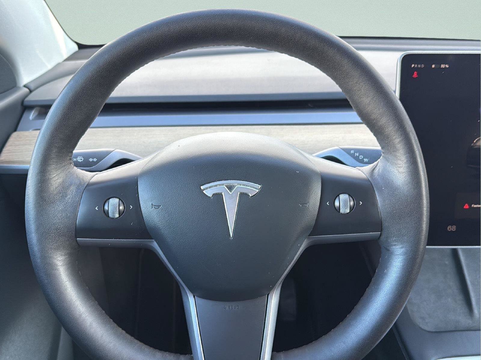 Used 2022 Tesla Model Y Long Range AWD/4WD image 14