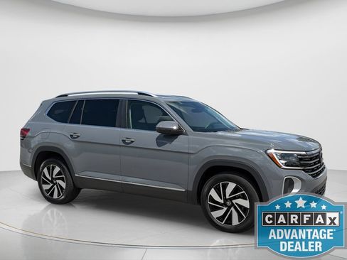 Certified 2025 Volkswagen Atlas SEL AWD/4WD image 5