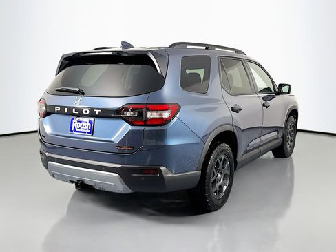 New 2026 Honda Pilot TrailSport image 5
