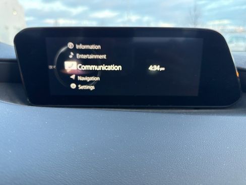 Used 2023 MAZDA MAZDA3 s image 15