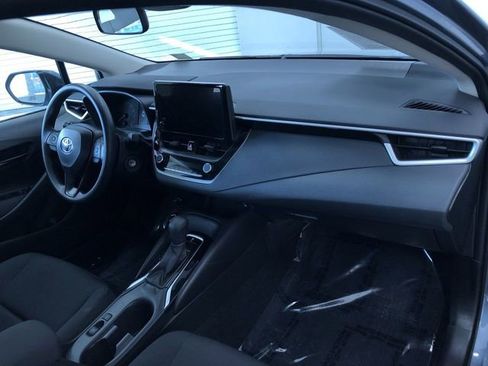 Certified 2025 Toyota Corolla LE image 23