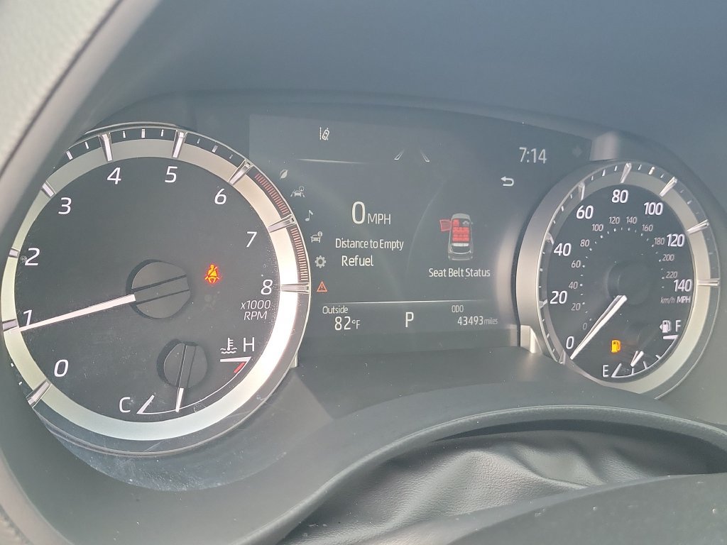 Used 2023 Toyota Highlander LE FWD image 28
