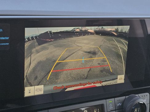 Used 2025 Toyota Grand Highlander XLE image 23