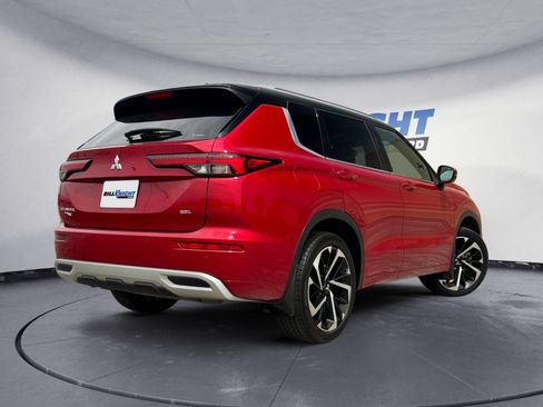 Used 2024 Mitsubishi Outlander SEL AWD/4WD image 5