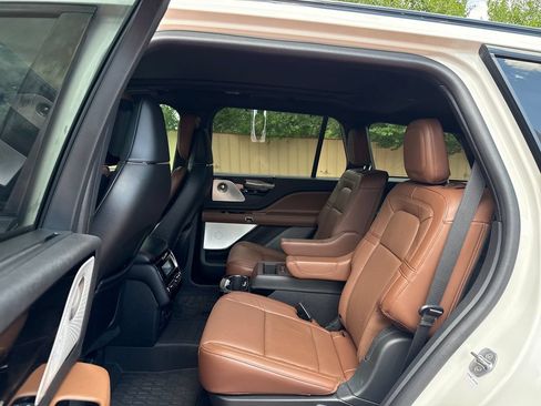 Certified 2023 Lincoln Aviator Reserve w/ Equipment Group 201A AWD/4WD image 22