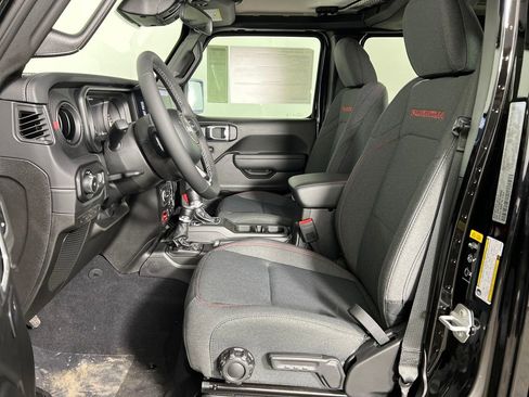 New 2026 Jeep Wrangler Unlimited Rubicon image 15