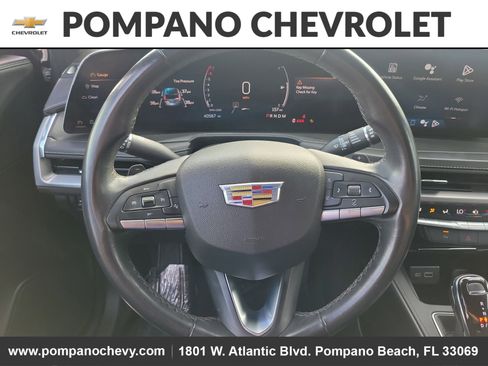 Used 2024 Cadillac XT4 Premium Luxury image 21