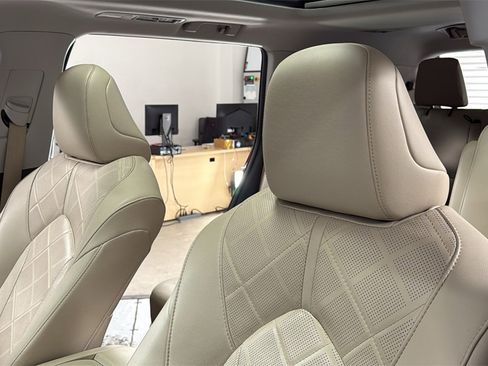 Certified 2020 Toyota Highlander Platinum image 13