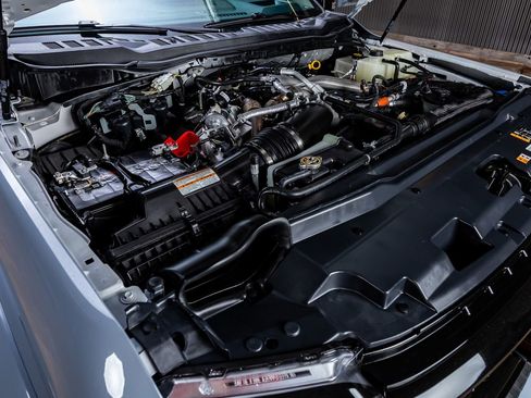 Used 2025 Ford F450 Platinum w/ Platinum Plus Package image 42