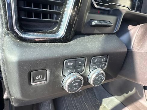 Used 2023 GMC Sierra 1500 Denali w/ Denali Reserve Package AWD/4WD image 20
