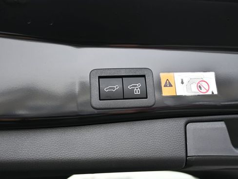 New 2026 Toyota RAV4 XSE image 8