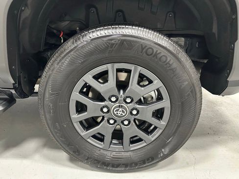 Used 2025 Toyota 4Runner SR5 image 63