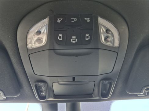 Used 2022 Chrysler Pacifica Touring-L w/ S Appearance Package FWD image 24