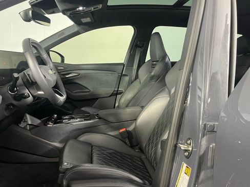 Used 2025 Audi SQ6 e-tron Prestige w/ Black Edition One image 22