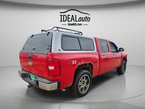 Used 2007 Chevrolet Silverado 1500 LT w/ 1LT Convenience Package AWD/4WD image 5