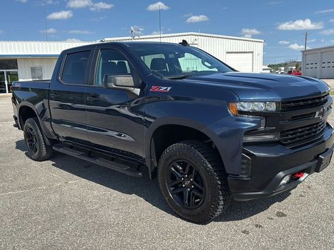 Used 2020 Chevrolet Silverado 1500 LT Trail Boss AWD/4WD image 7