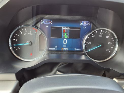 Used 2024 Ford Expedition Max XLT image 13