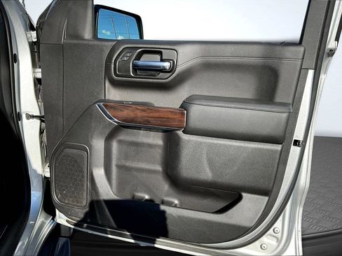 Used 2022 GMC Sierra 1500 SLT w/ SLT Premium Package image 25