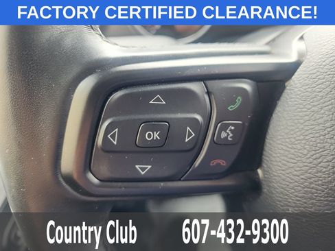 Used 2021 Jeep Gladiator Sport AWD/4WD image 19