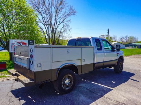 Used 2008 Ford F350 Lariat AWD/4WD image 3