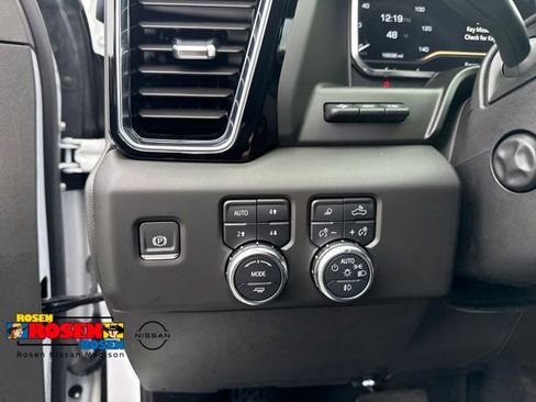 Used 2025 GMC Sierra 1500 Denali w/ Denali Reserve Package AWD/4WD image 17