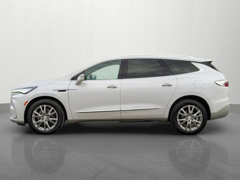 Used 2022 Buick Enclave Premium w/ Experience Buick Package image 4