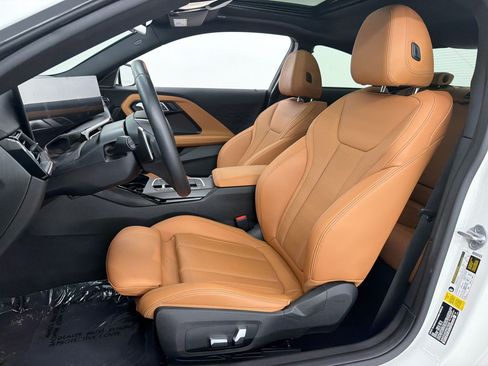 Used 2023 BMW 230i Coupe w/ Convenience Package RWD image 5