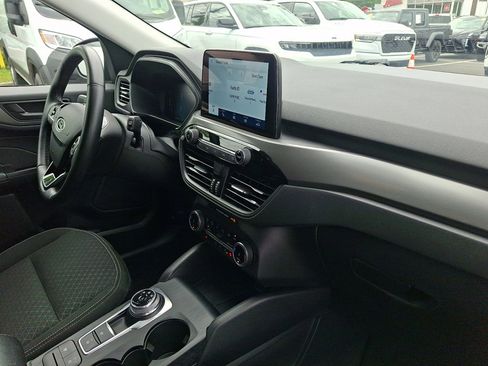 Used 2024 Ford Escape Active AWD/4WD image 16