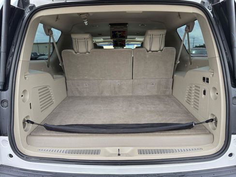 Used 2019 GMC Yukon XL Denali w/ Denali Ultimate Package AWD/4WD image 16