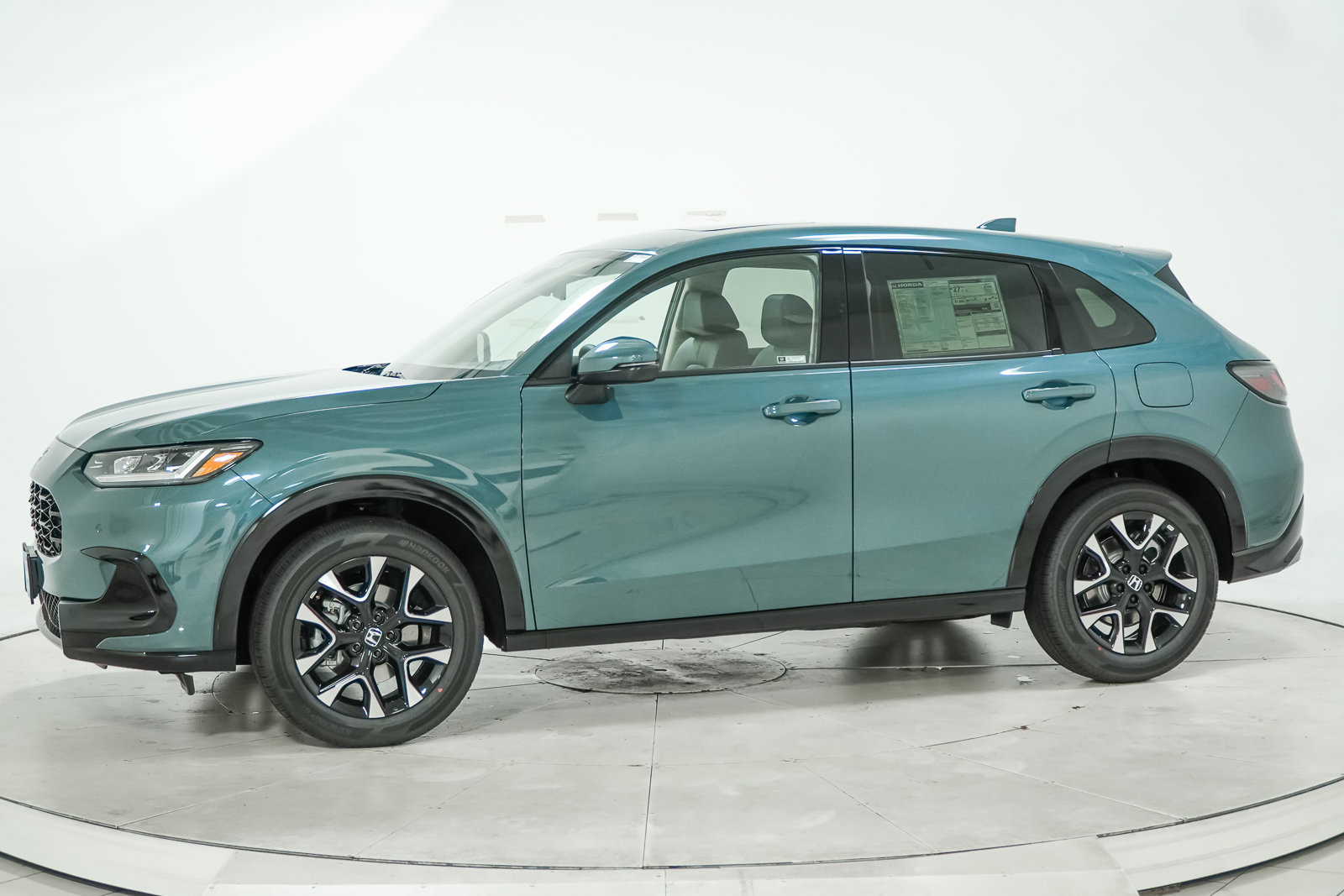 New 2027 Honda HR-V EX-L image 4
