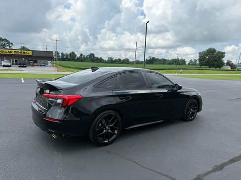 Used 2024 Honda Civic Sport image 6