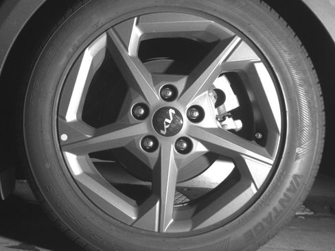 Used 2025 Kia K4 FWD image 14