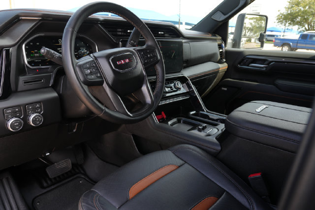 Used 2026 GMC Sierra 2500 AT4 AWD/4WD image 10