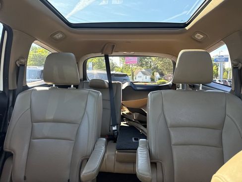 Used 2020 Honda Pilot Elite image 48