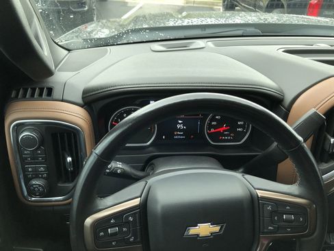 Used 2019 Chevrolet Silverado 1500 High Country w/ Safety Package II image 18