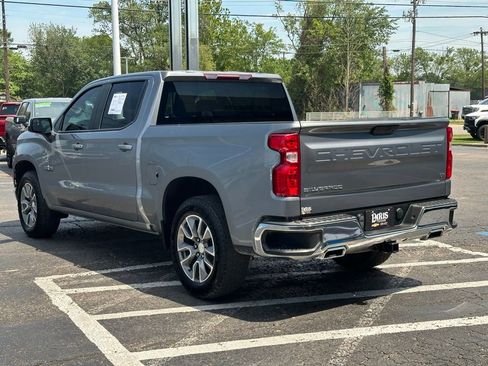 Used 2022 Chevrolet Silverado 1500 LT AWD/4WD image 8