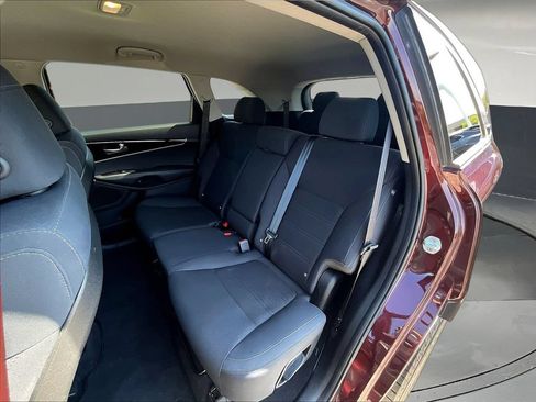 Used 2017 Kia Sorento AWD w/ LX Convenience Package image 24