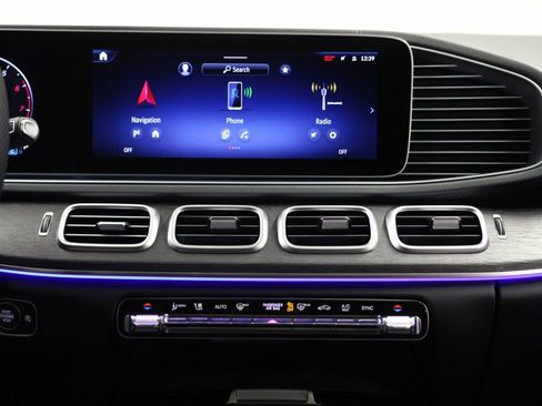 New 2026 Mercedes-Benz GLS 450 4MATIC image 10