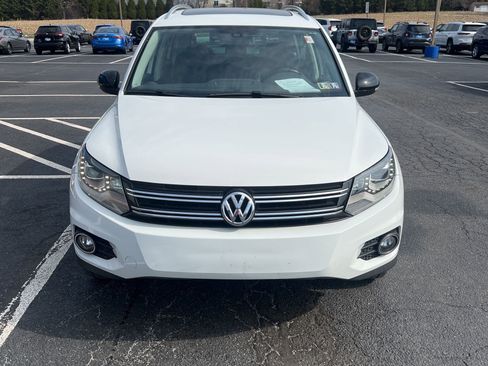 Used 2017 Volkswagen Tiguan Sport image 9