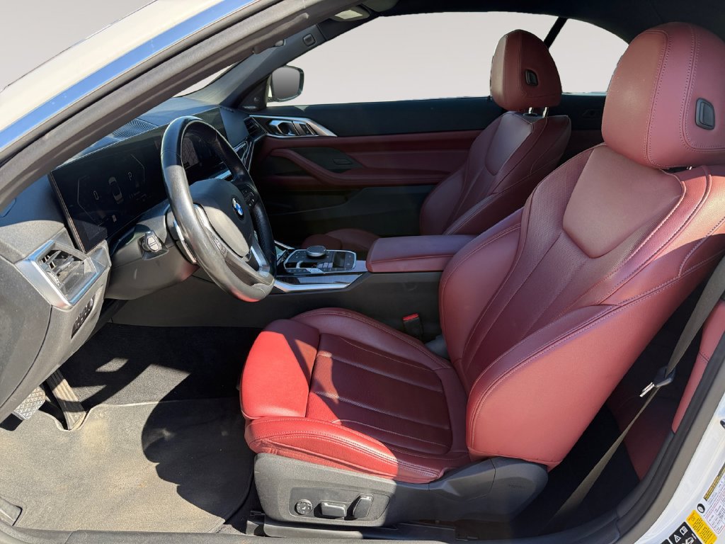 Certified 2024 BMW 430i xDrive Convertible w/ Convenience Package AWD/4WD image 2