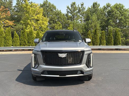 Used 2025 Cadillac Escalade ESV Sport Platinum w/ LPO, ONYX Package AWD/4WD image 66