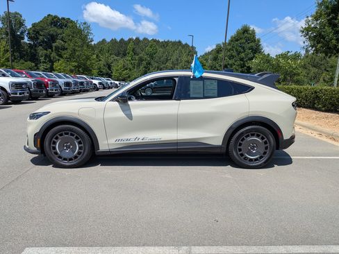 Certified 2025 Ford Mustang Mach-E GT AWD/4WD image 7