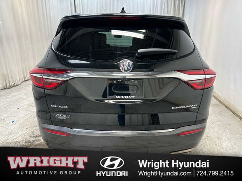 Used 2018 Buick Enclave Essence w/ Trailering Package image 5