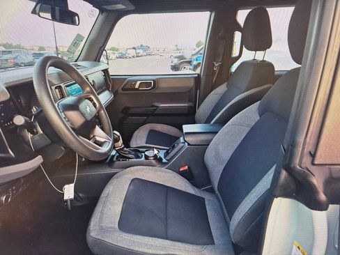 Used 2022 Ford Bronco 4-Door AWD/4WD image 5