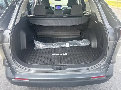 Used 2023 Toyota RAV4 XLE AWD/4WD image 27