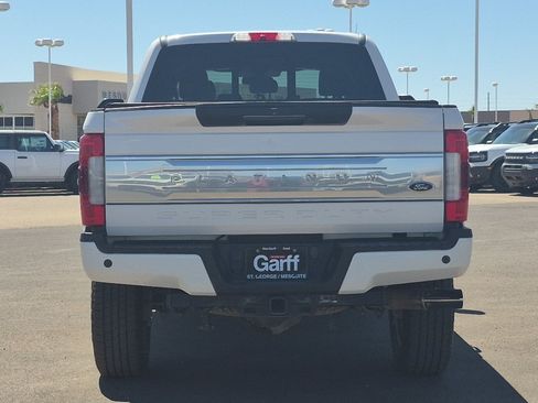 Used 2017 Ford F350 Platinum w/ Platinum Ultimate Package AWD/4WD image 4