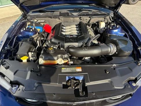 Used 2012 Ford Mustang GT Premium w/ Electronics Pkg RWD image 28