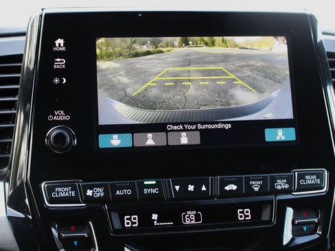 Used 2023 Honda Odyssey Sport image 29