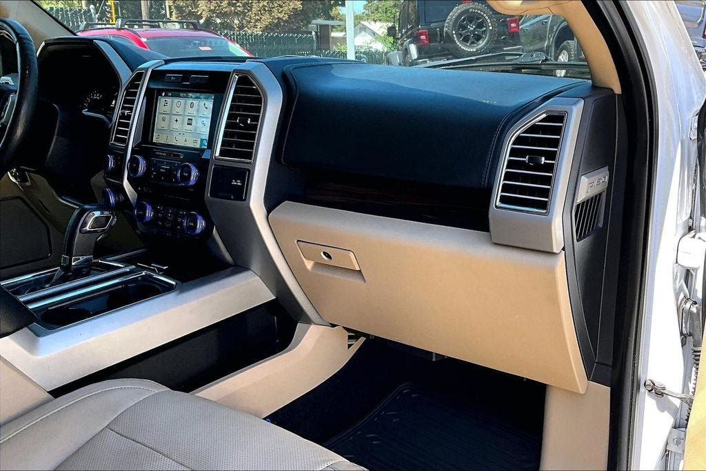 Used 2016 Ford F150 Lariat w/ Equipment Group 501A Mid RWD image 16
