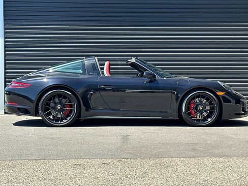 Used 2017 Porsche 911 Targa 4 GTS AWD/4WD image 9